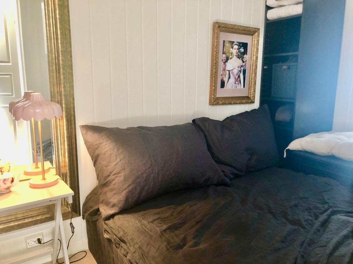 Lyseren Waterfront Cabin Omberg 외부 사진