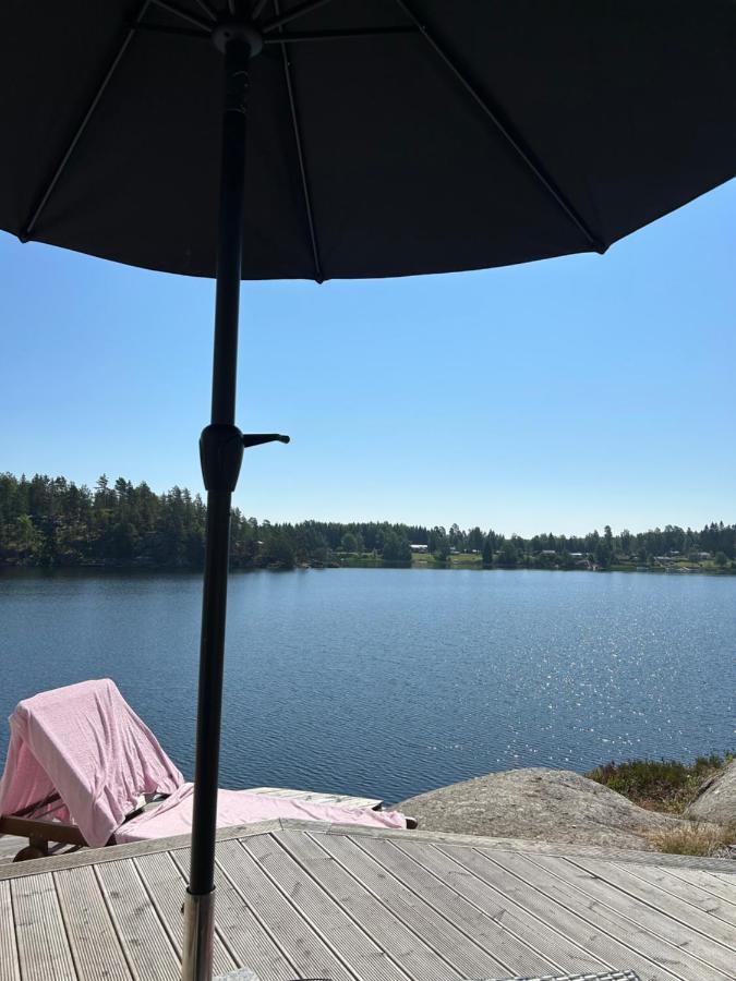 Lyseren Waterfront Cabin Omberg 외부 사진